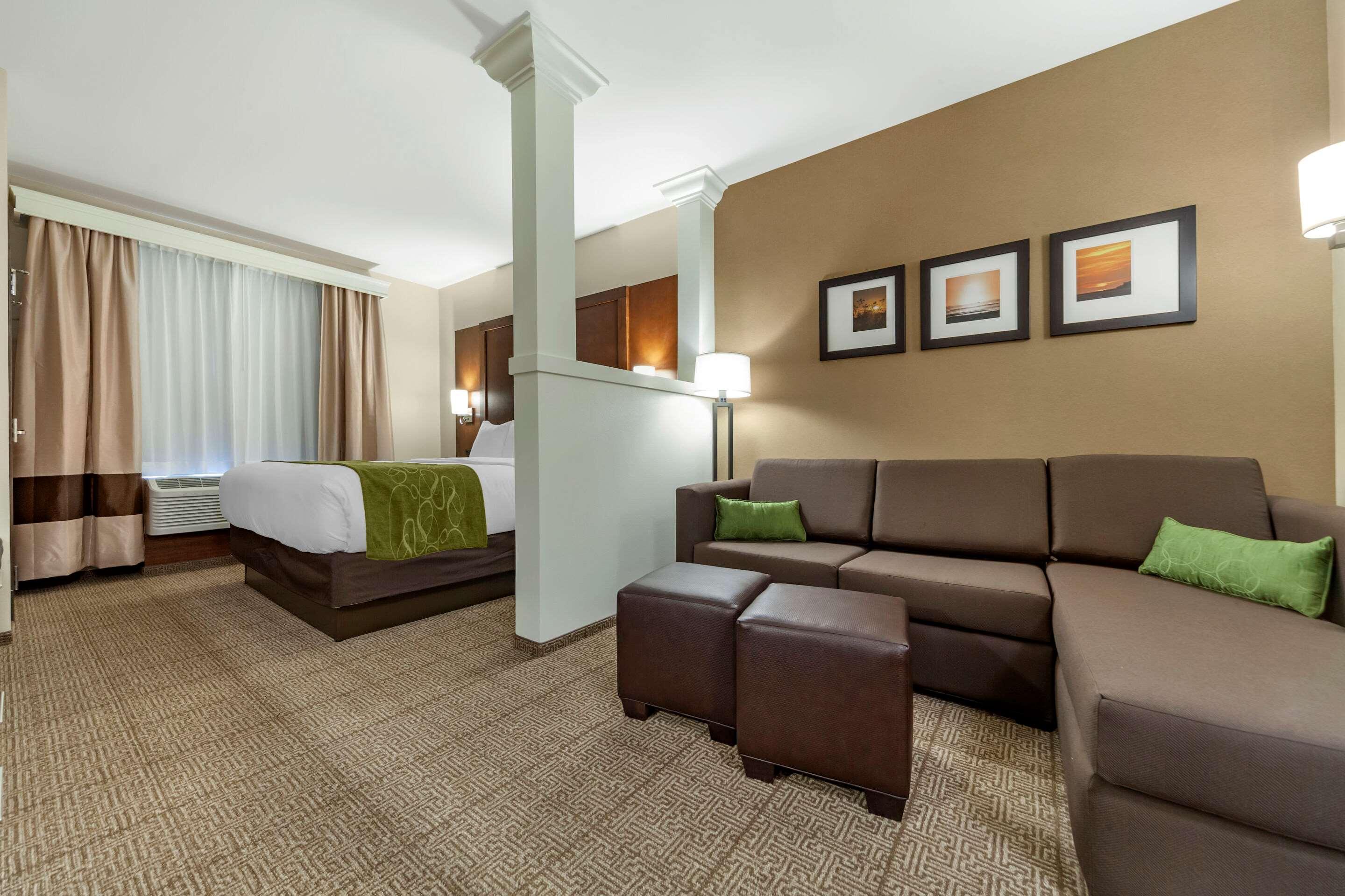 Comfort Suites Grand Island Exterior photo